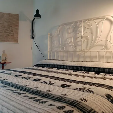 Il Giardino Di Cres 3* 에시노 라리오