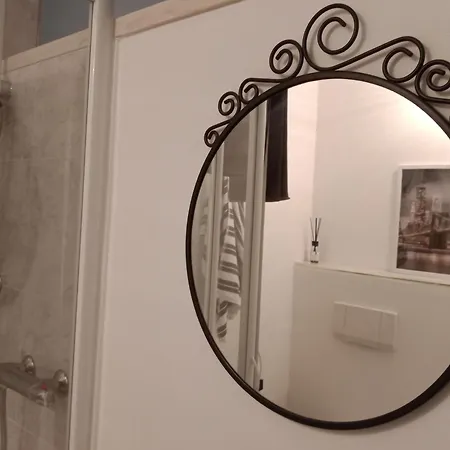 Il Giardino Di Cres B&B 에시노 라리오