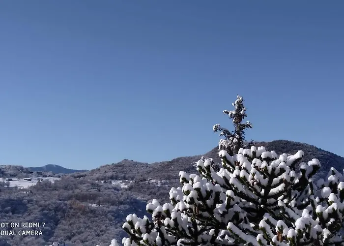 Alojamento de Acomodação e Pequeno-almoço Il Giardino Di Cres Esino Lario