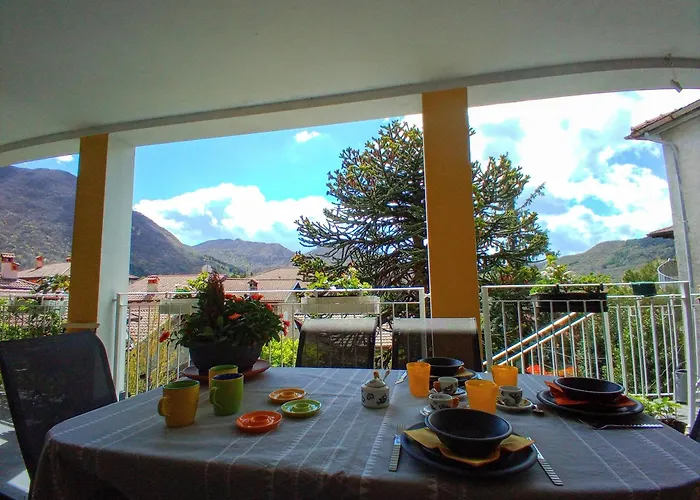 Alojamento de Acomodação e Pequeno-almoço Il Giardino Di Cres